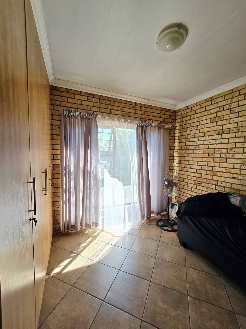 3 Bedroom Property for Sale in Flamwood North West